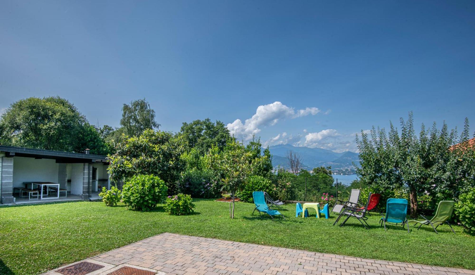 Casa Lilla - Lakeview Large Apartments With Garden Above Stresa Buitenkant foto