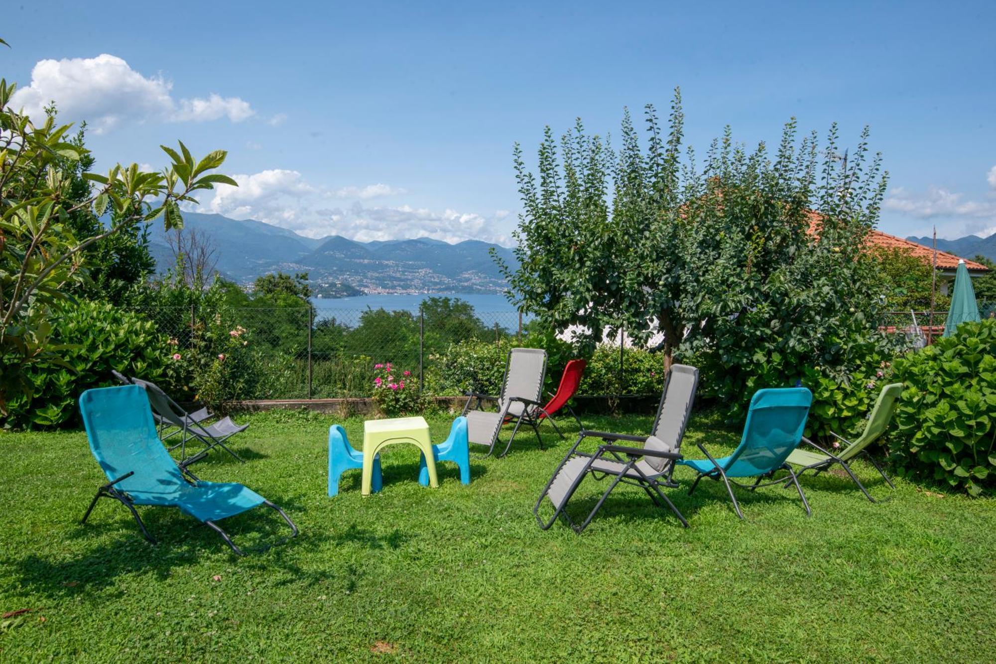 Casa Lilla - Lakeview Large Apartments With Garden Above Stresa Buitenkant foto
